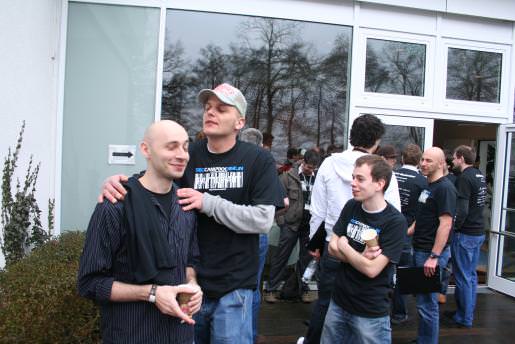 Stereophone und Seo United